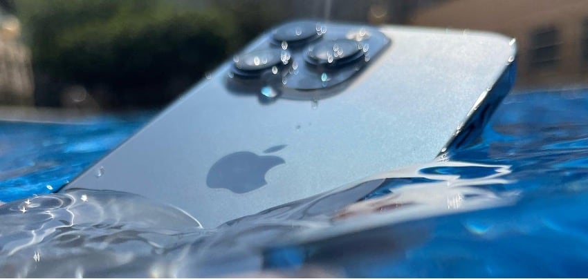 Is The iPhone 13 Waterproof